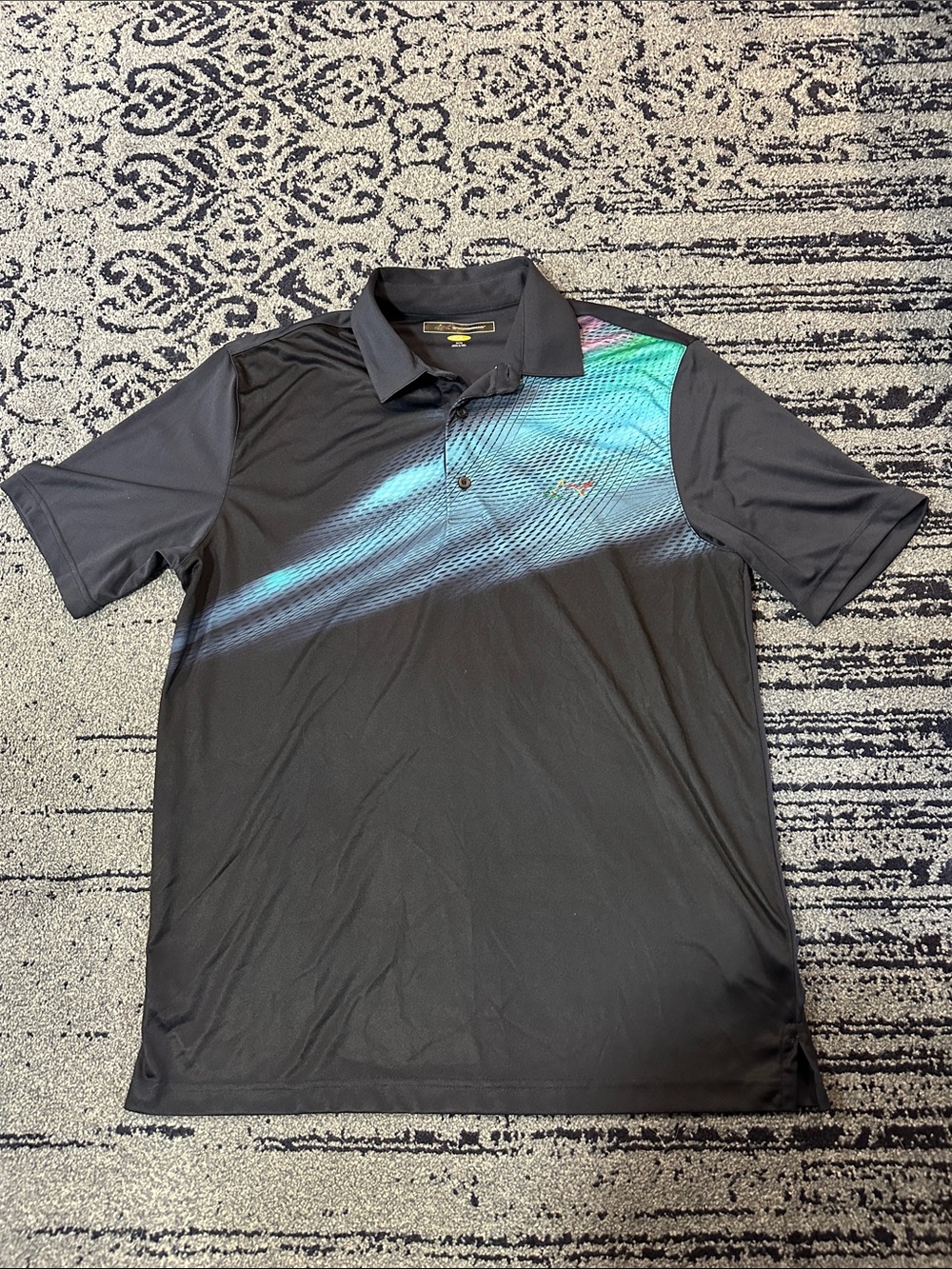 NWOT Greg Norman Men's Blue Polo Shirt with Teal Gradient Accent size M